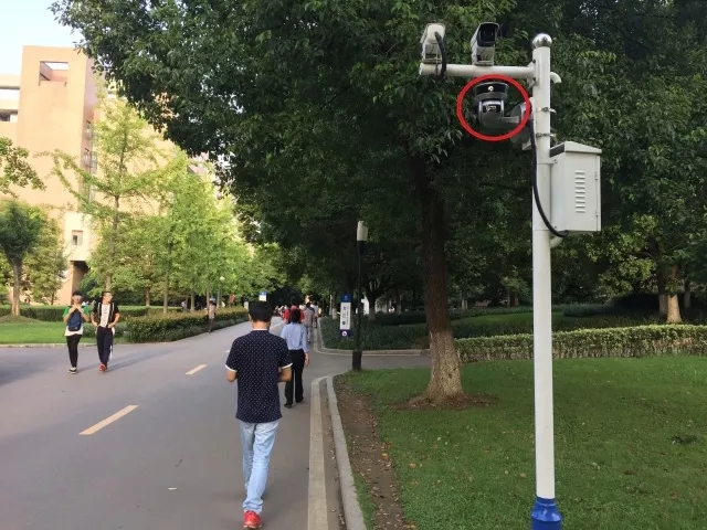 據說這個校園不光在學術上很牛氣，在校園安全上也超有料~