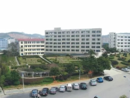 郴州技師學院的師生們，你們的安全由我來守護！